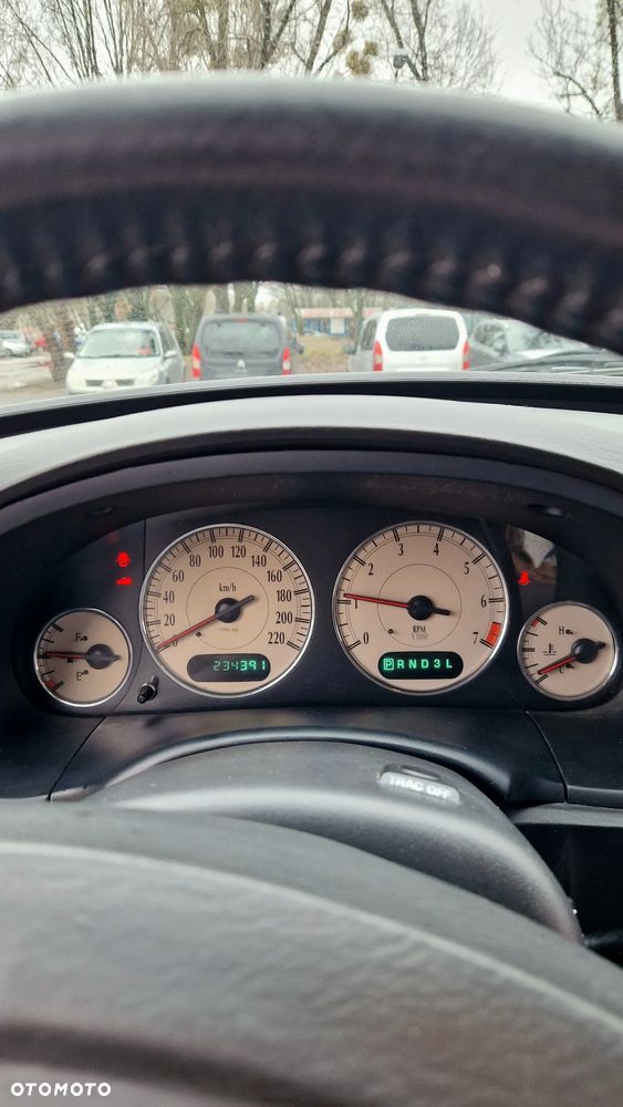 Chrysler Voyager - 16