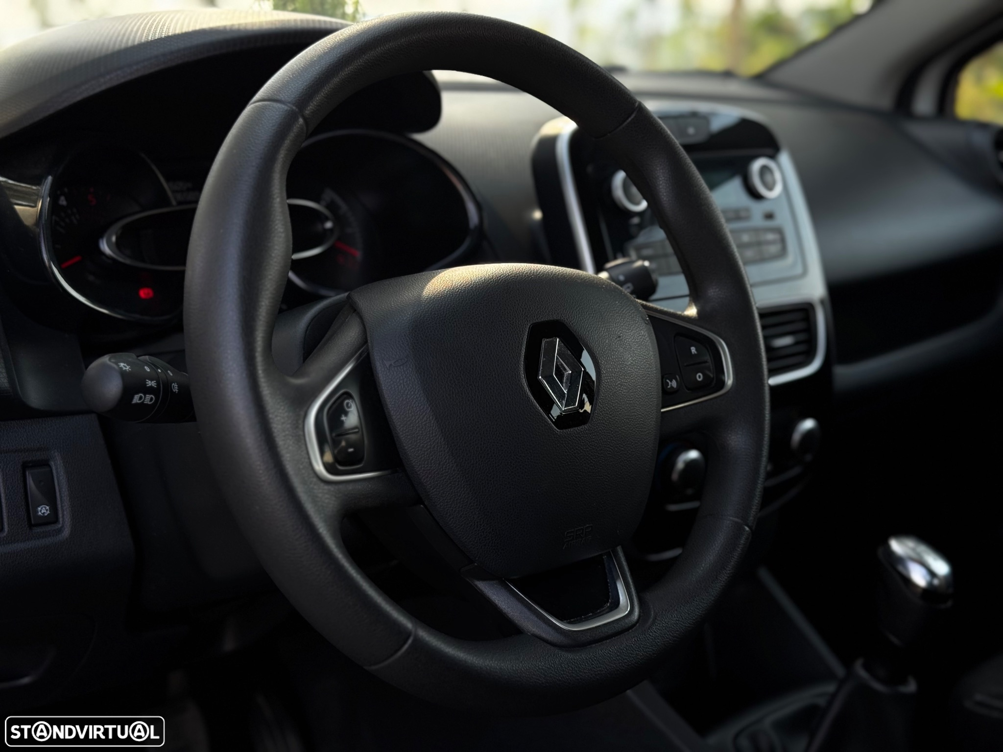 Renault Clio 1.5 dCi Zen - 12