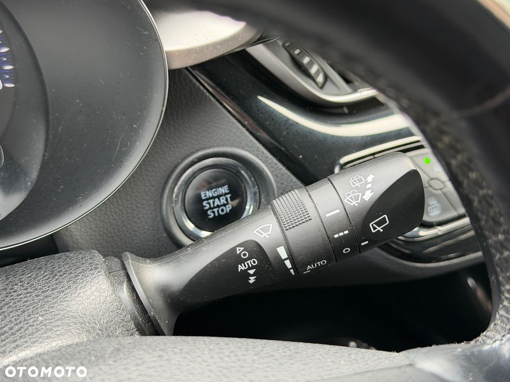 Toyota C-HR 1.2 Turbo Team Deutschland - 35