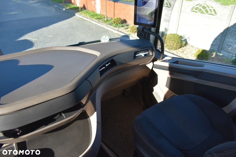 DAF XG480 //KLIMA POSTOJOWA X2 // ACC // PCC // ZABUDOWY // FULL LED // 2X FOTEL PNEUMATYCZNY // PREMIUM DAF AUDIO // - 29