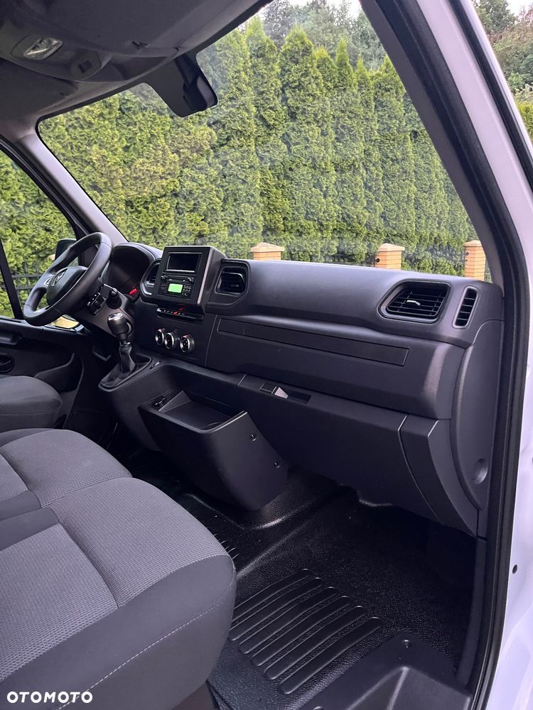 Renault Master - 18