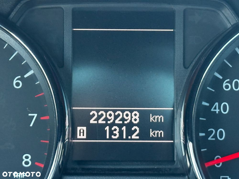 Nissan Qashqai 2.0 4 x 4 tekna - 17