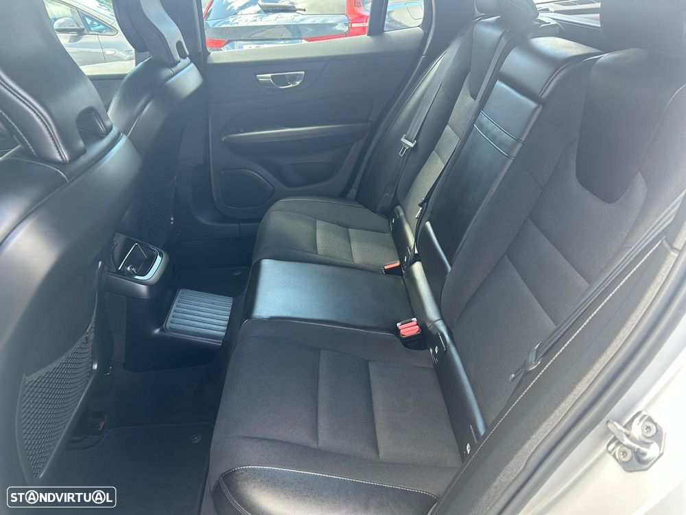 Volvo V60 2.0 T8 AWD TE Inscription - 21
