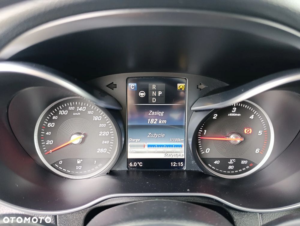 Mercedes-Benz GLC 220 d 4Matic 9G-TRONIC AMG Line - 26