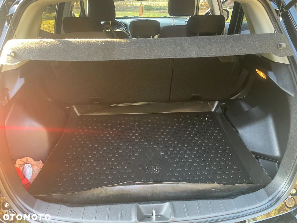 Mitsubishi ASX 1.6 DI-D 2WD Top - 16