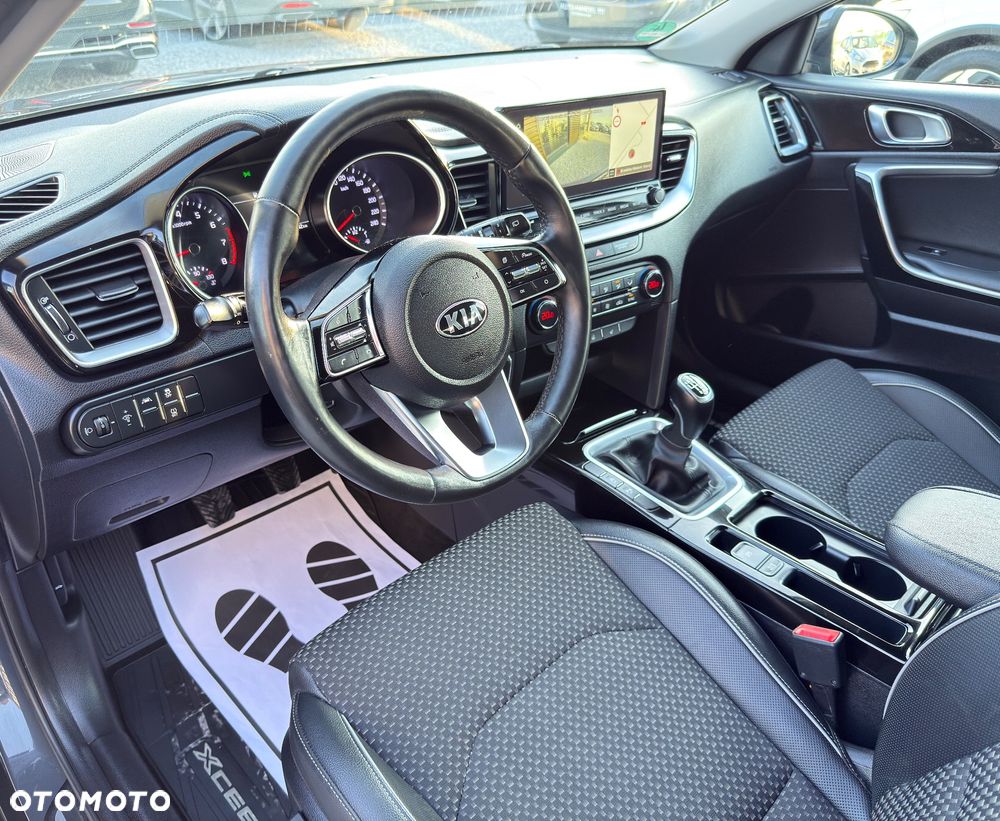 Kia XCeed 1.4 T-GDI L Business Line - 15