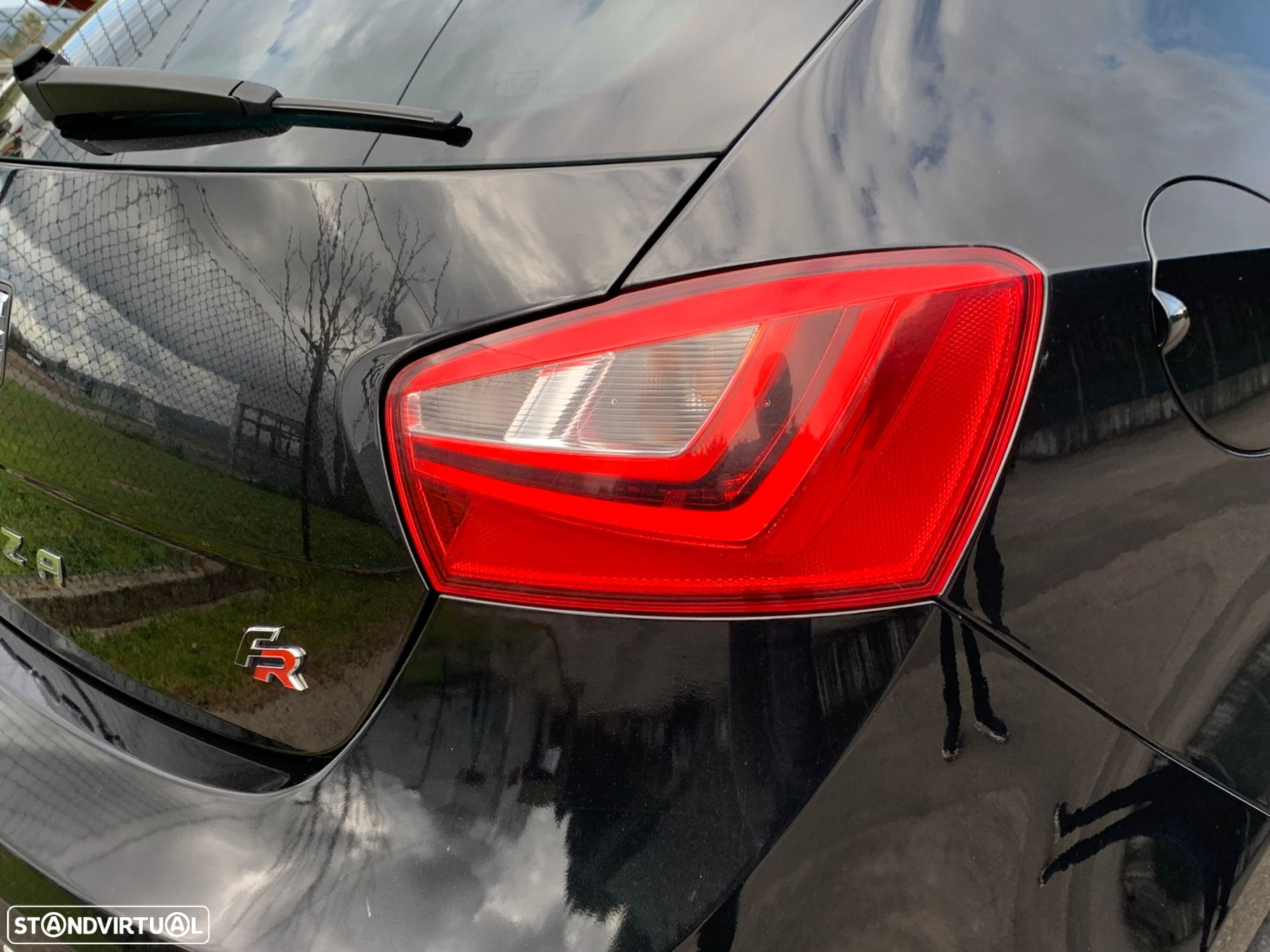 SEAT Ibiza 1.6 TDI FR - 11
