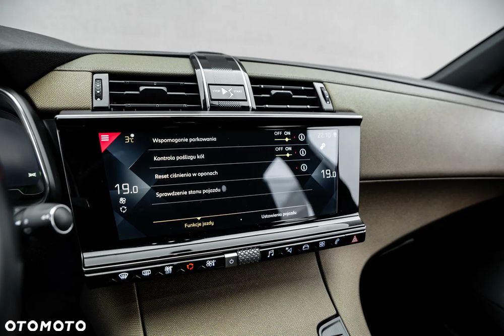 DS Automobiles DS 7 Crossback 1.5 BlueHDi So Chic - 32