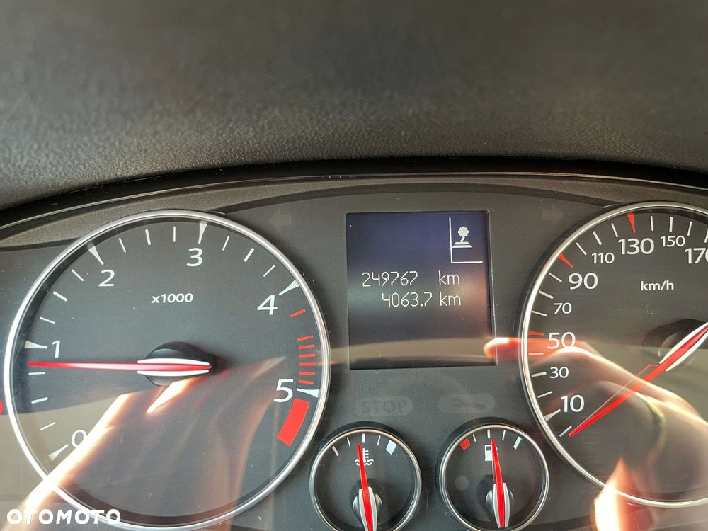 Renault Laguna 2.0 dCi Bose Edition - 15