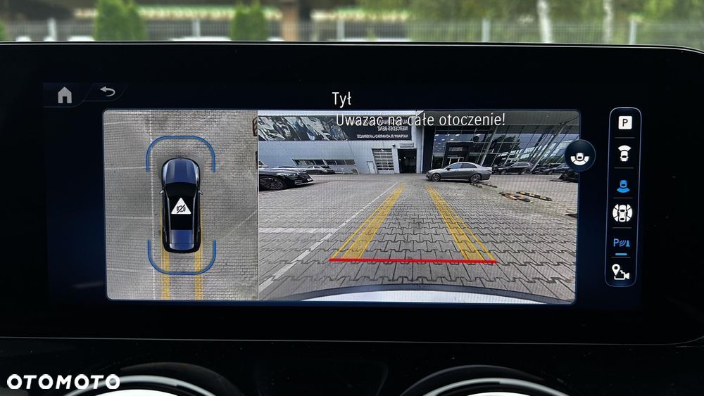 Mercedes-Benz GLB - 18