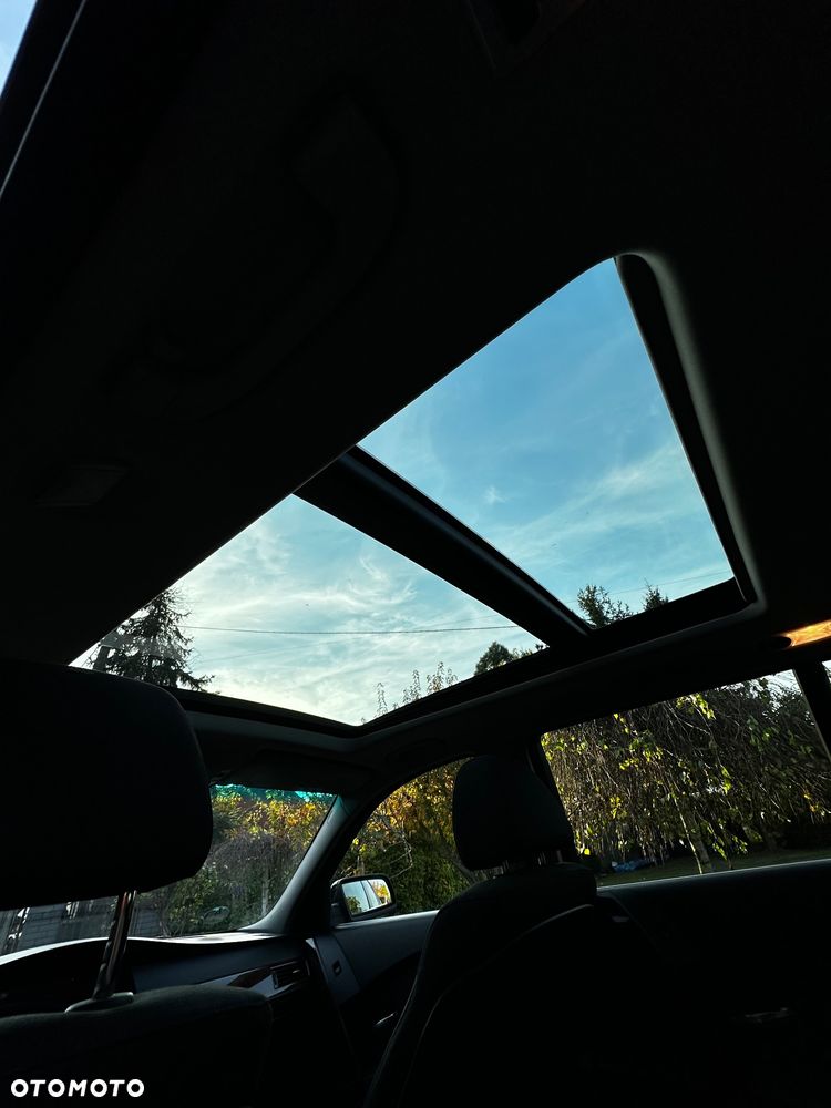 BMW Seria 5 520d - 11