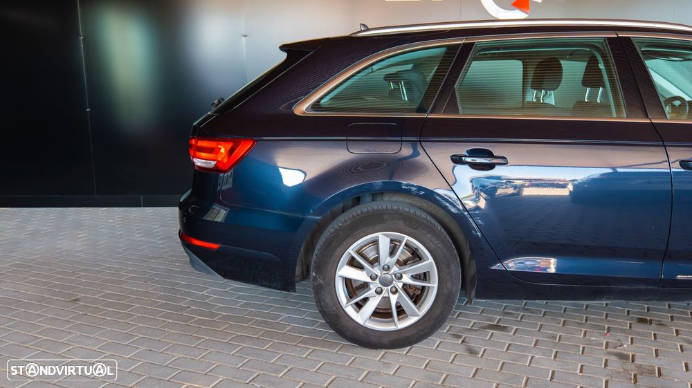 Audi A4 Avant 2.0 TDI Advance - 4
