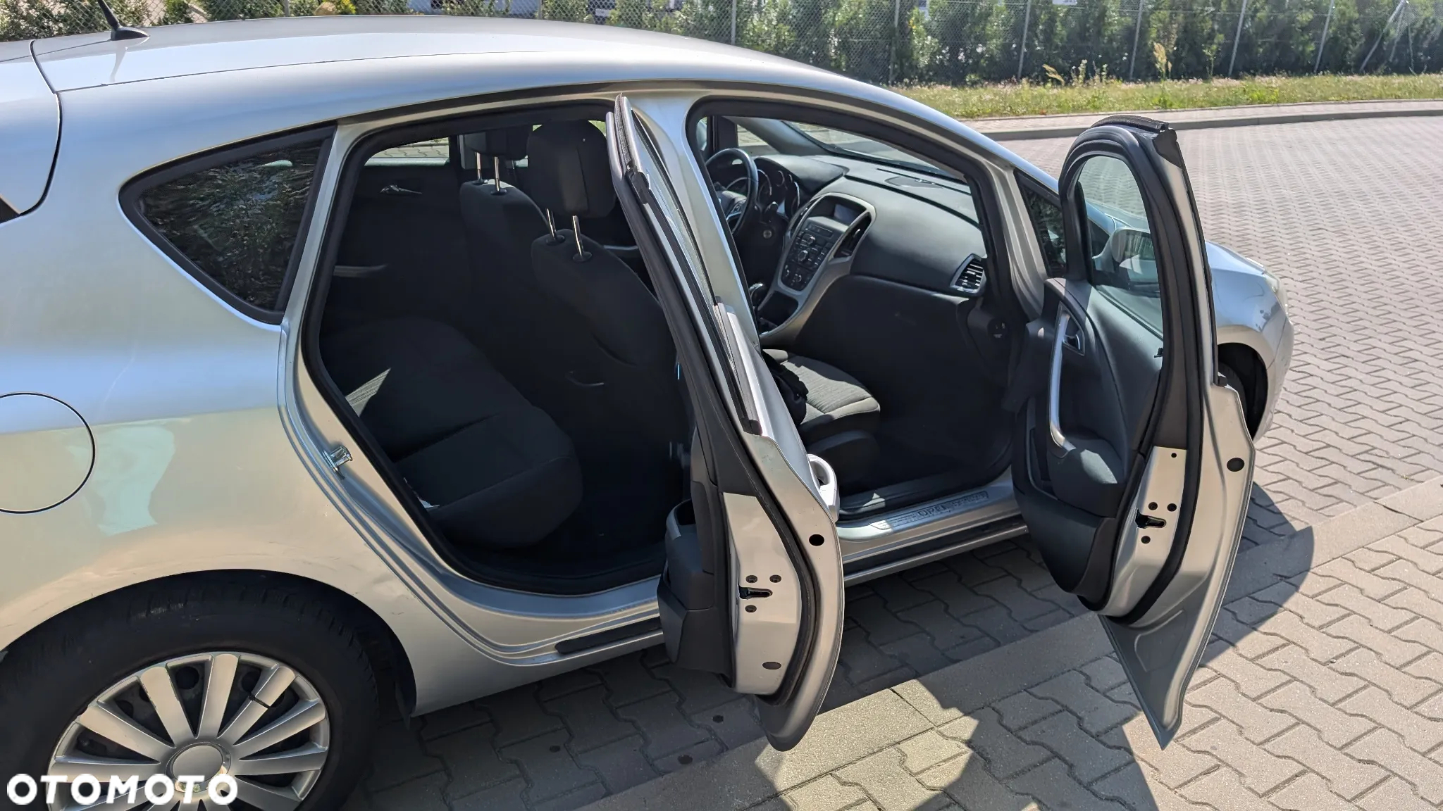 Opel Astra 1.6 - 10