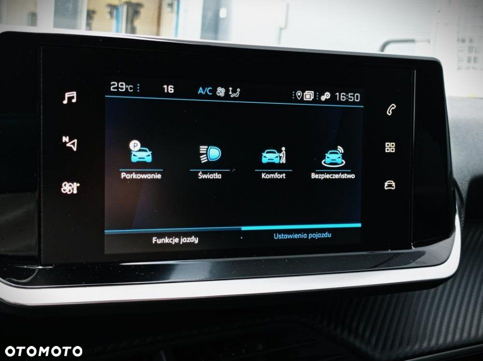 Peugeot 2008 - 37