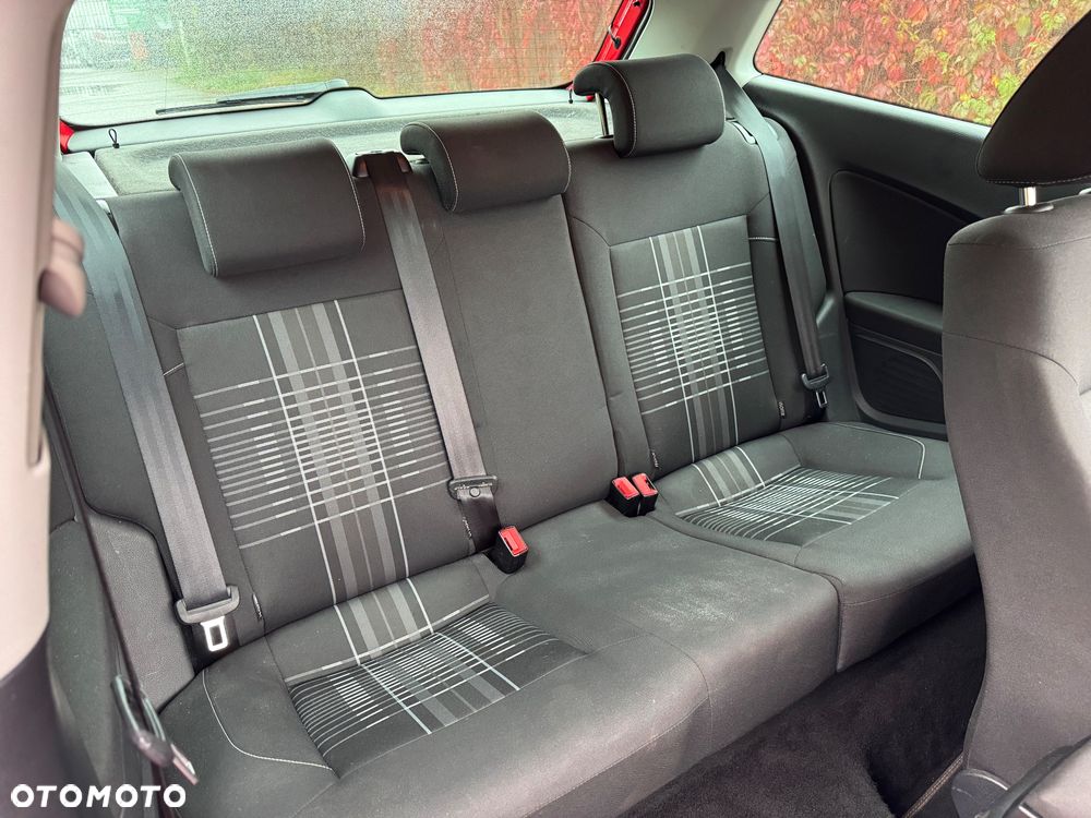Volkswagen Polo - 19