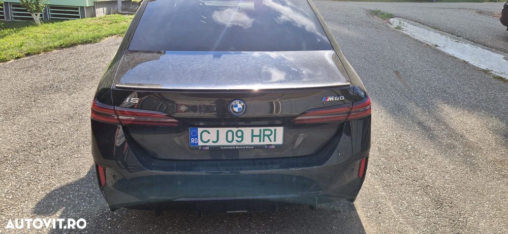 BMW Seria 5 550e xDrive AT PHEV - 4