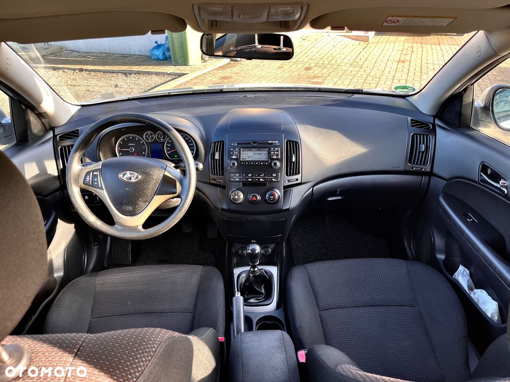 Hyundai i30 1.4 Classic + - 15