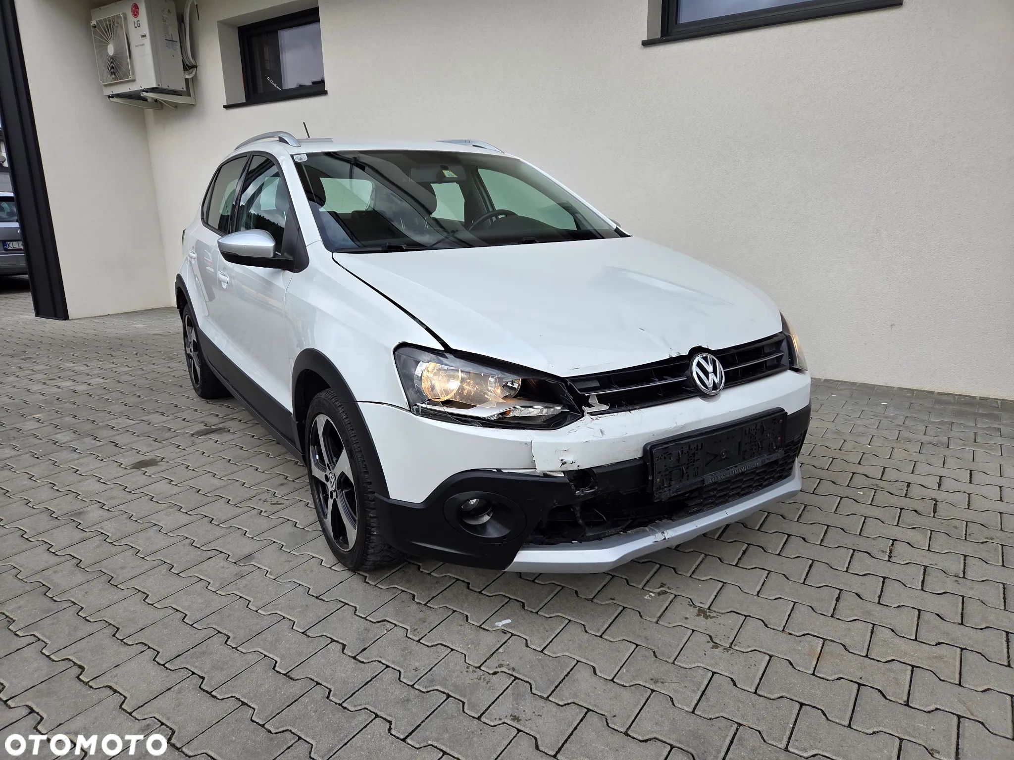 Volkswagen Polo - 1