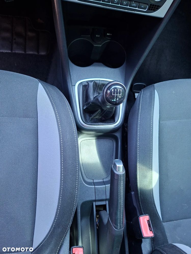 Volkswagen Polo - 4