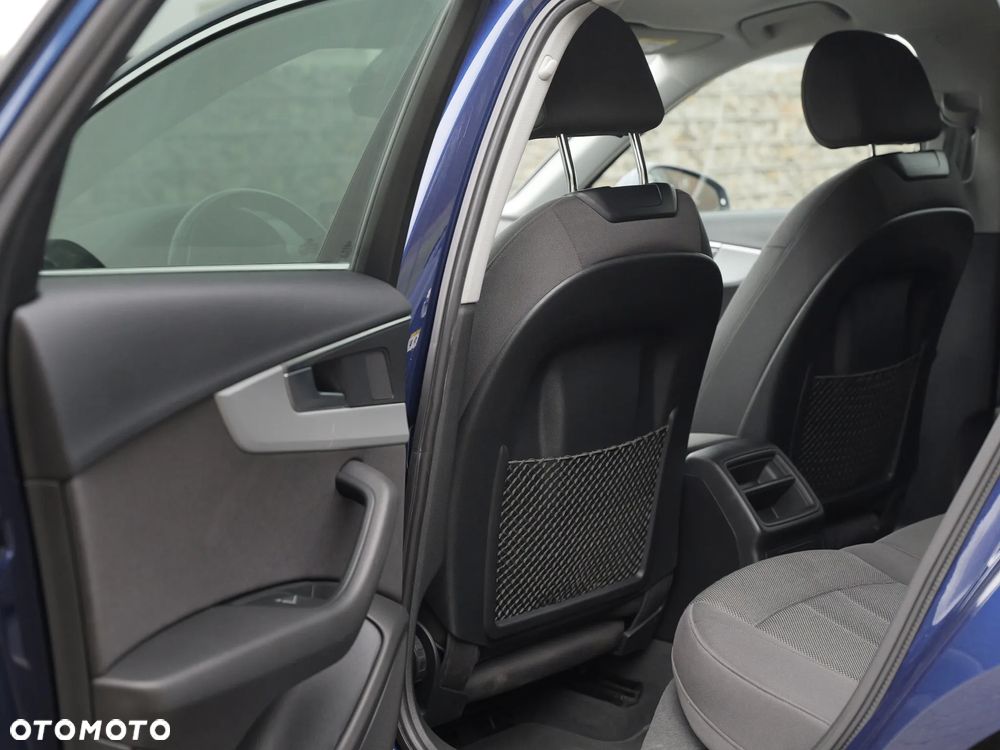 Audi A4 Avant 2.0 TDI S tronic quattro - 29