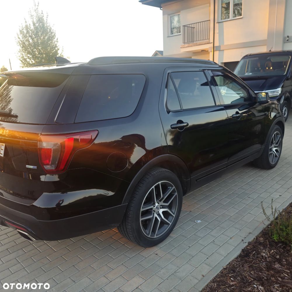 Ford Explorer - 6