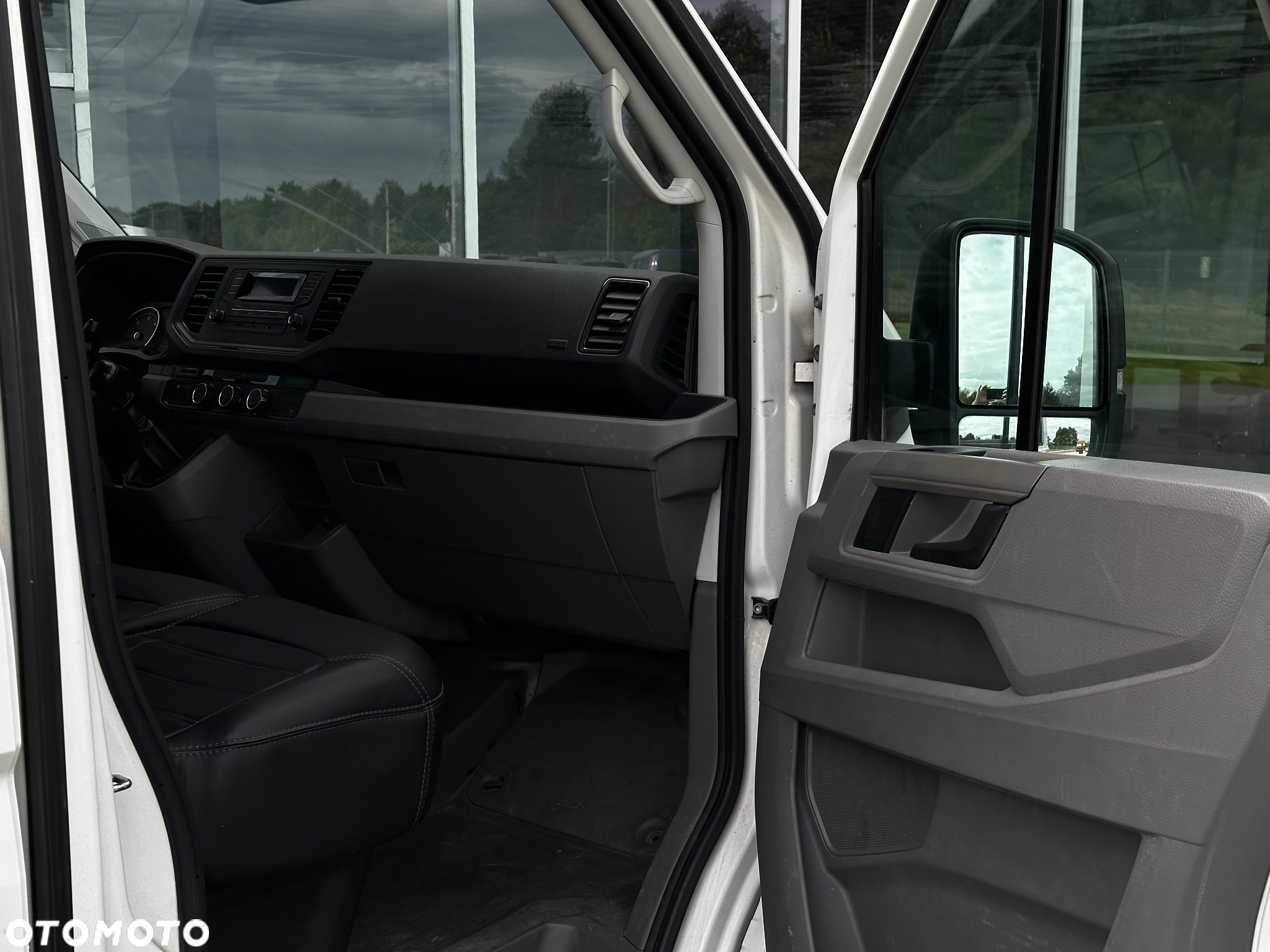 Volkswagen CRAFTER - 14