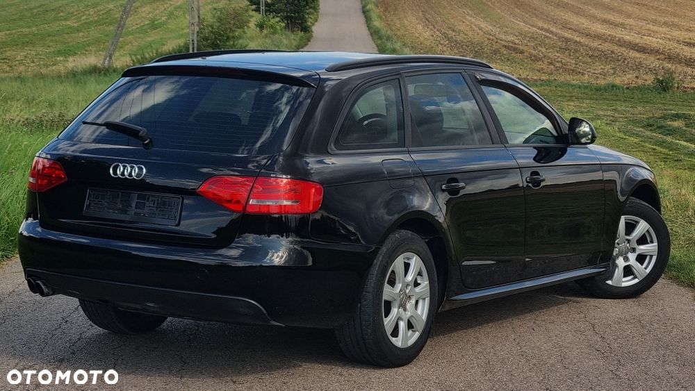 Audi A4 Avant - 4