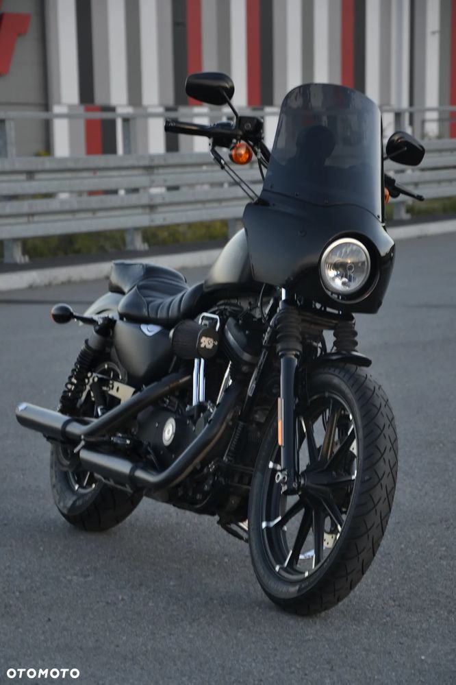 Harley-Davidson Sportster Iron 883 - 8