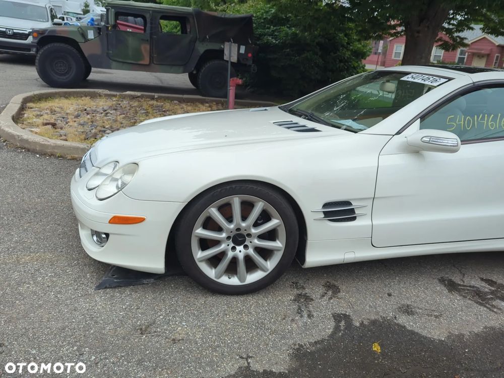 Mercedes-Benz SL - 10