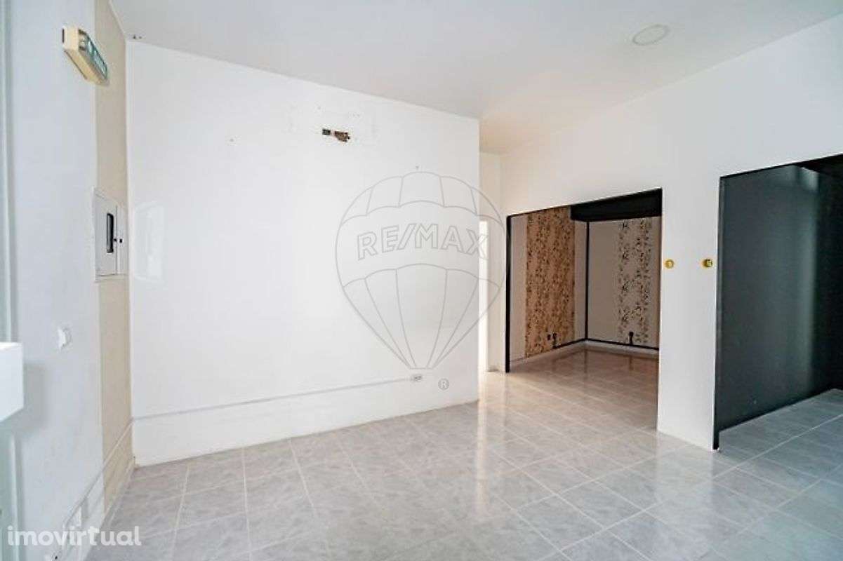 Loja  para arrendamento - Grande imagem: 2/5