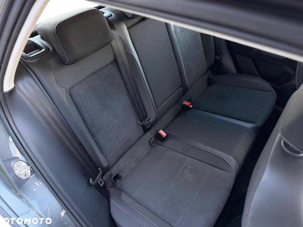 Volkswagen T-Roc 1.5 TSI Style DSG - 19