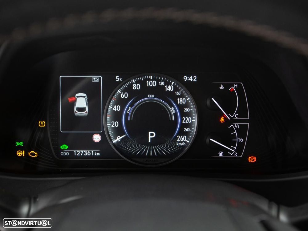 Lexus UX 250h Business - 24