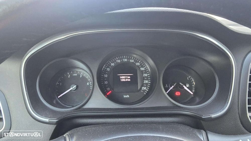 Renault Mégane Sport Tourer - 12