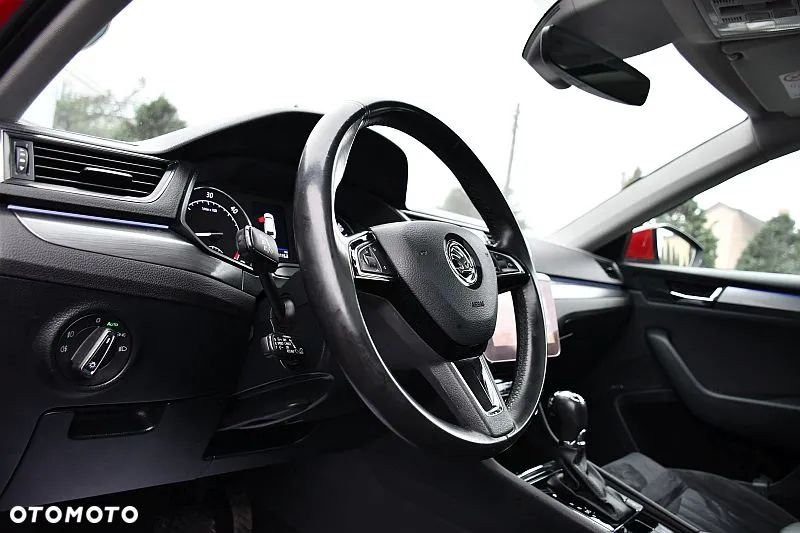 Skoda Superb 2.0 TDI SCR Sportline DSG - 11