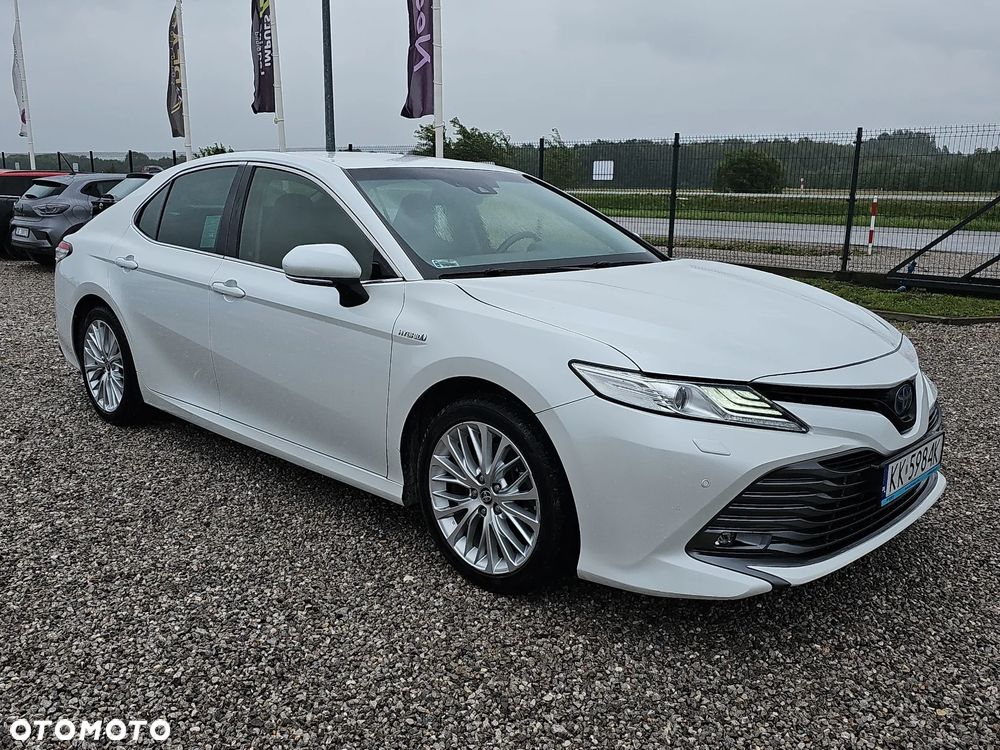 Toyota Camry 2.5 Hybrid Executive CVT - 4