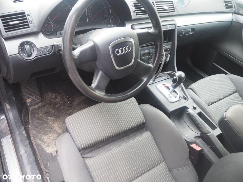 Deska Rozdzielcza Konsola Pas AIRBAG Audi A4 B7 - 2