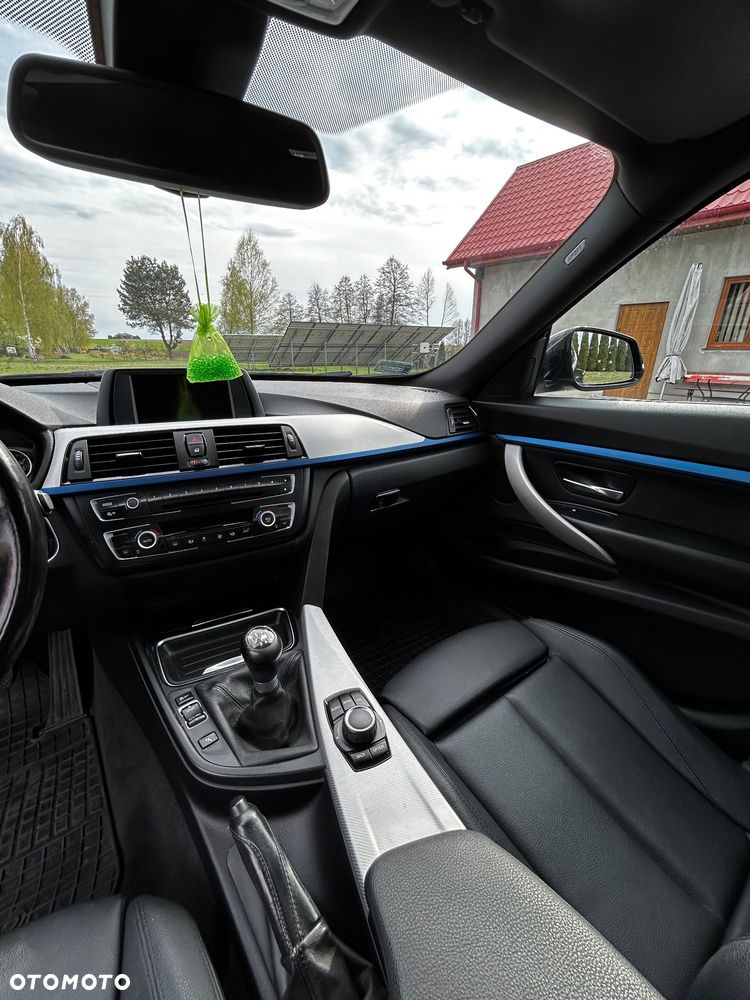 BMW 3GT 320d Sport Line - 11