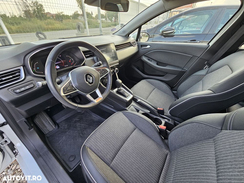 Renault Clio E-TECH Hybrid 140 BUSINESS EDITION - 11