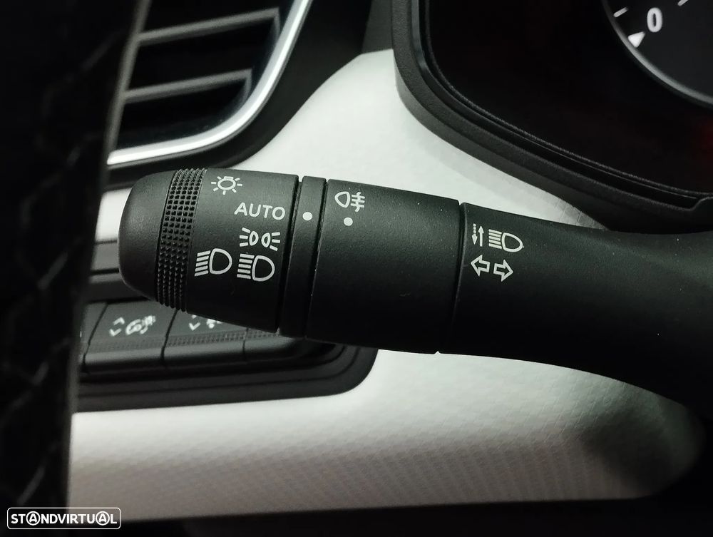 Renault Clio 1.5 Blue dCi Evolution - 21