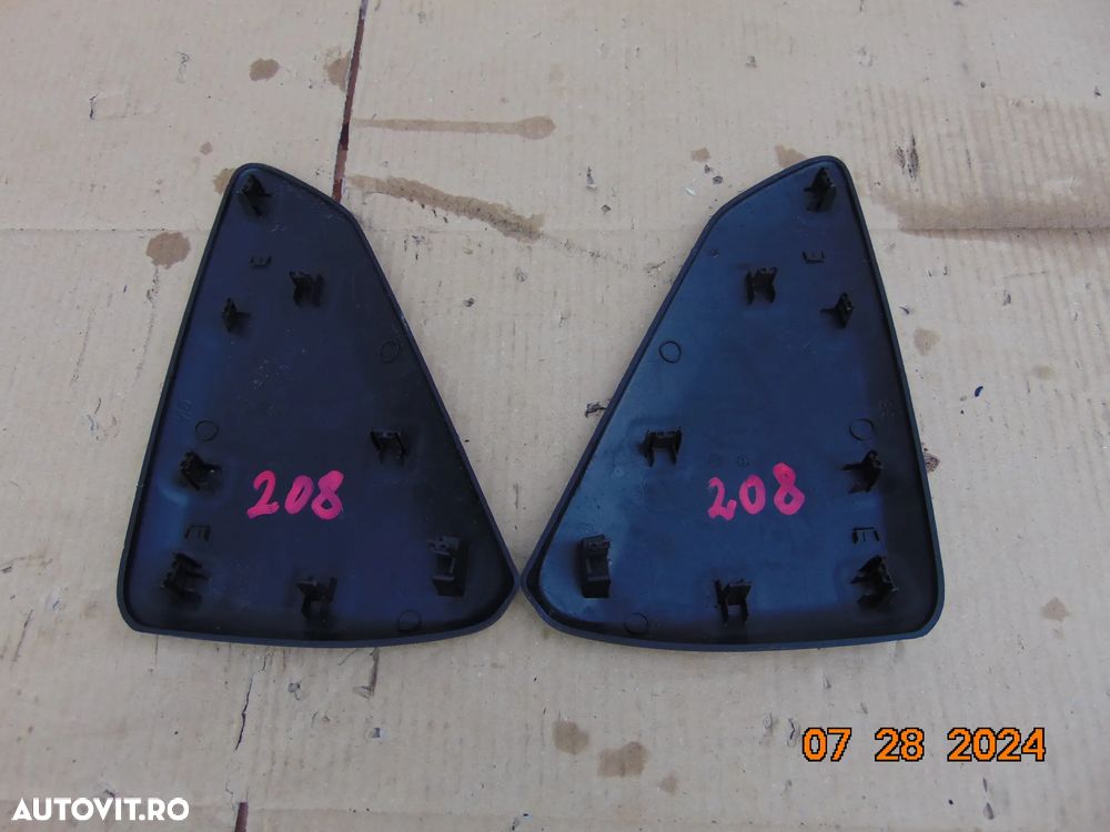 Capac plansa bord Peugeot 208 dupa 2019 ornamente bord trim stanga dreapta - 2
