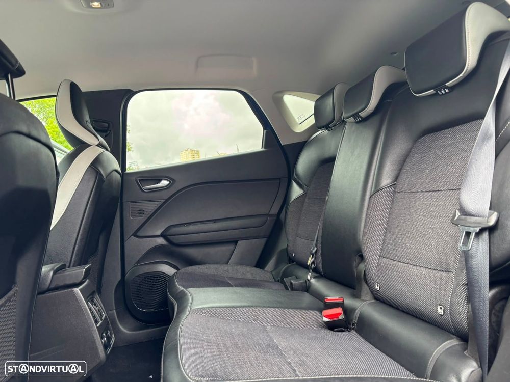 Renault Captur 1.6 E-Tech Plug-In Intens - 28