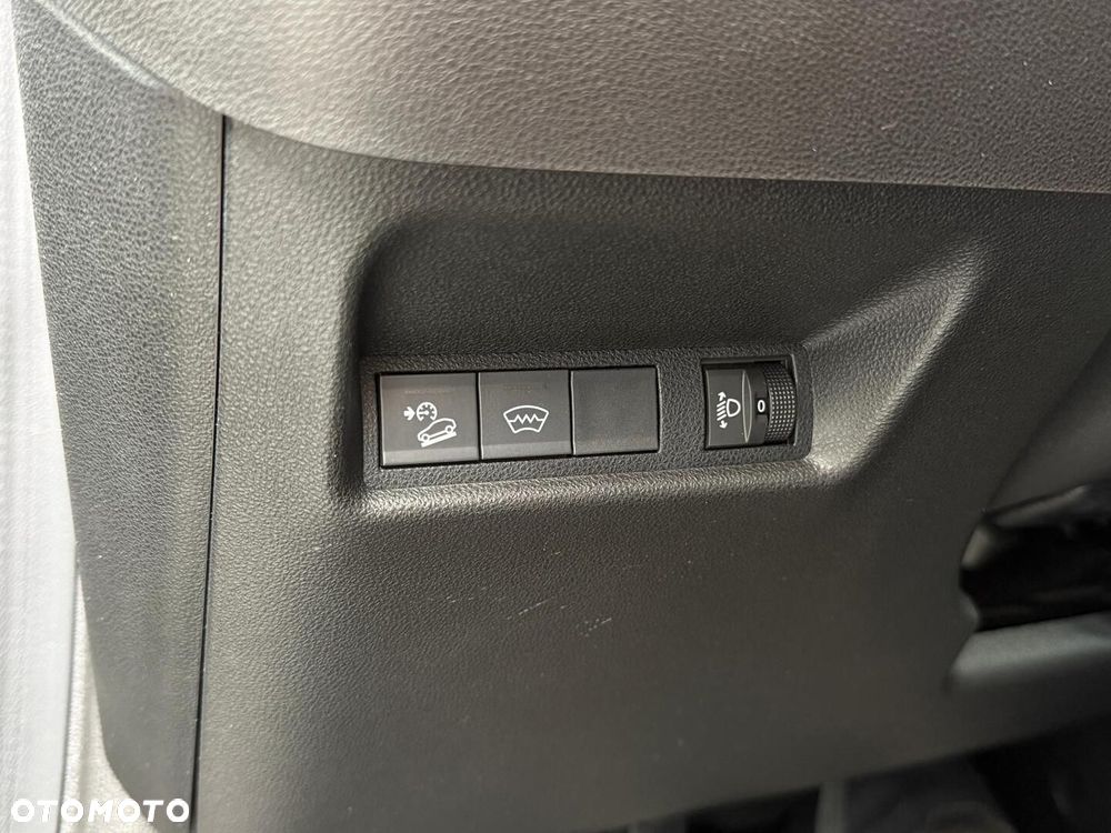 Jeep Avenger 1.2 GSE T3 Altitude FWD - 28