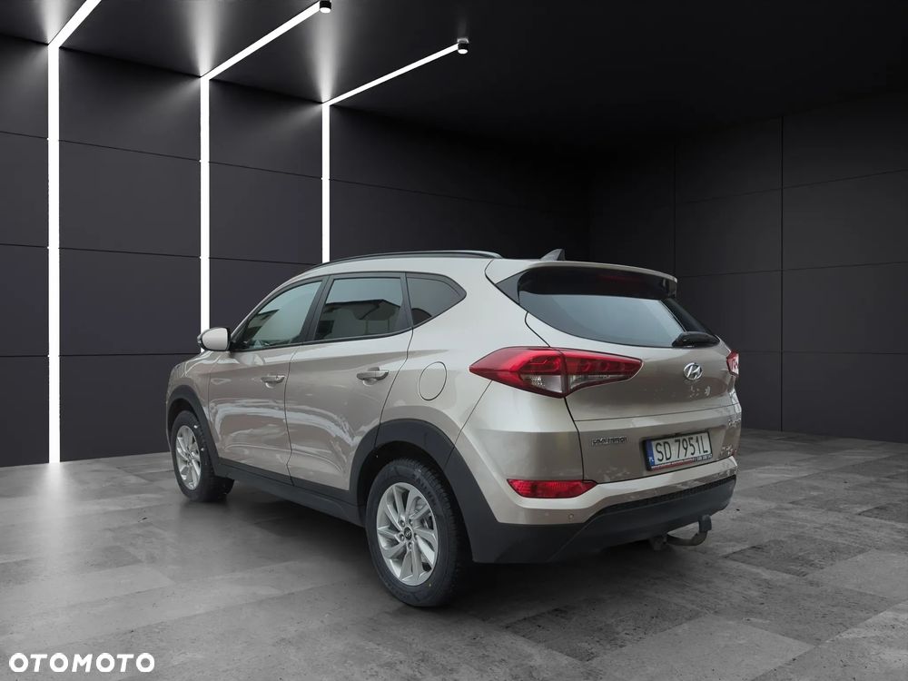 Hyundai Tucson - 4