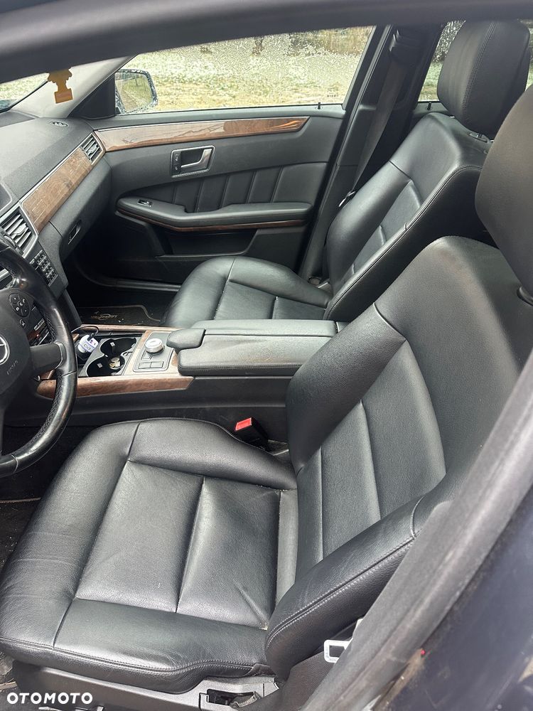 Mercedes-Benz Klasa E 250 CDI 4-Matic BlueEff Elegance - 9