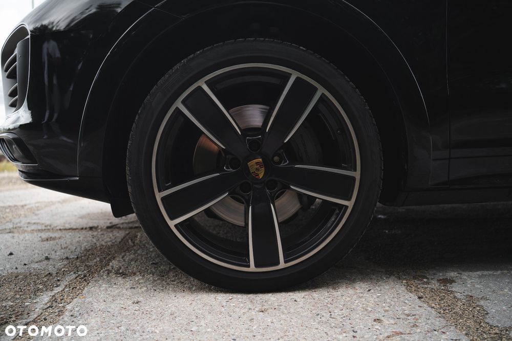 Porsche Cayenne S - 8