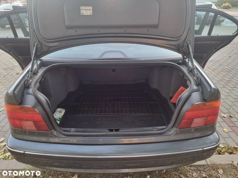 BMW Seria 5 - 13