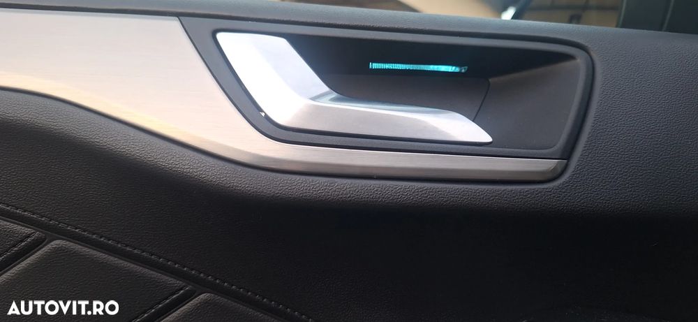 Ford Focus 1.5 EcoBlue Titanium X - 19