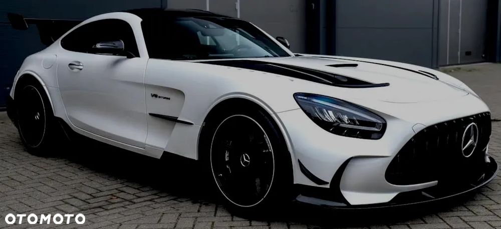 Mercedes-Benz AMG GT - 1