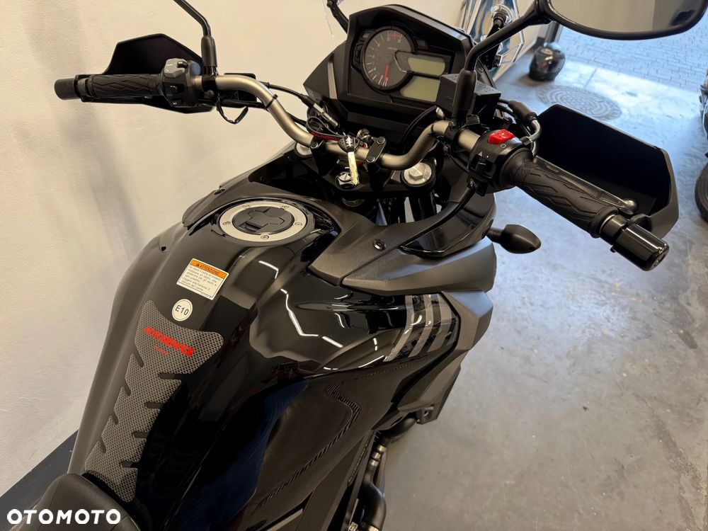 Suzuki V-STROM - 31