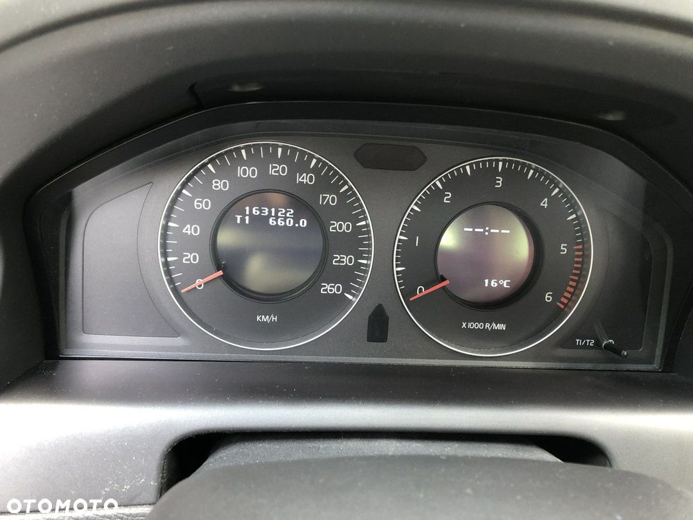 Volvo XC 60 2.4D - 10